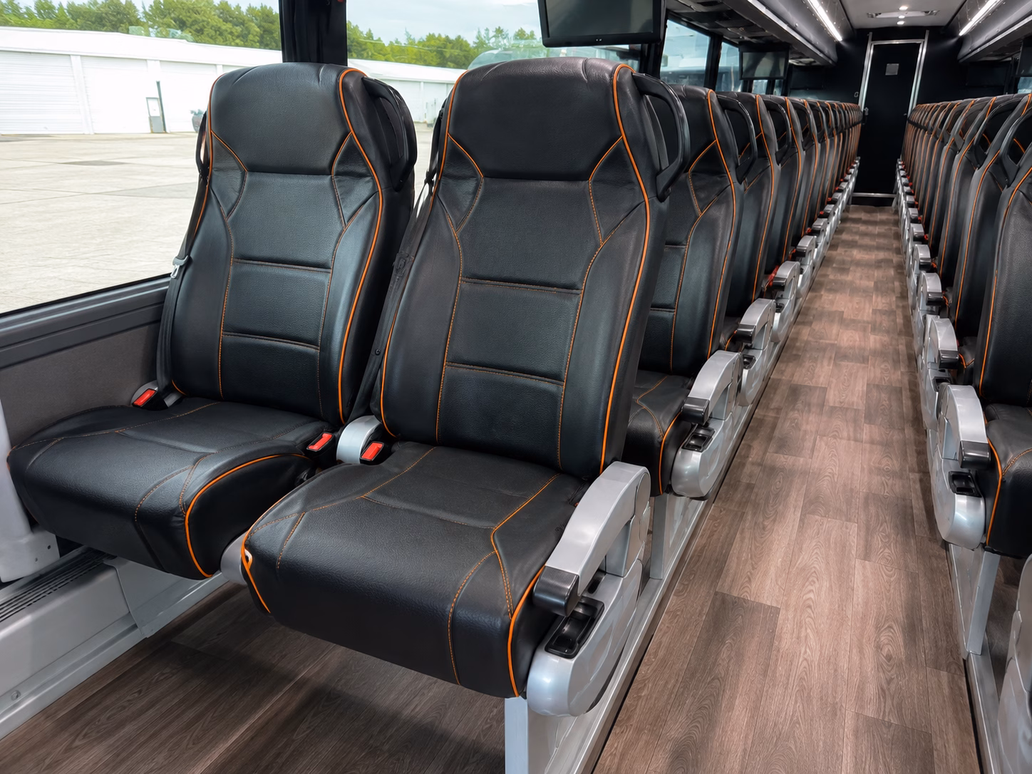 charter buses for zelda road and east montgomery wedding venues