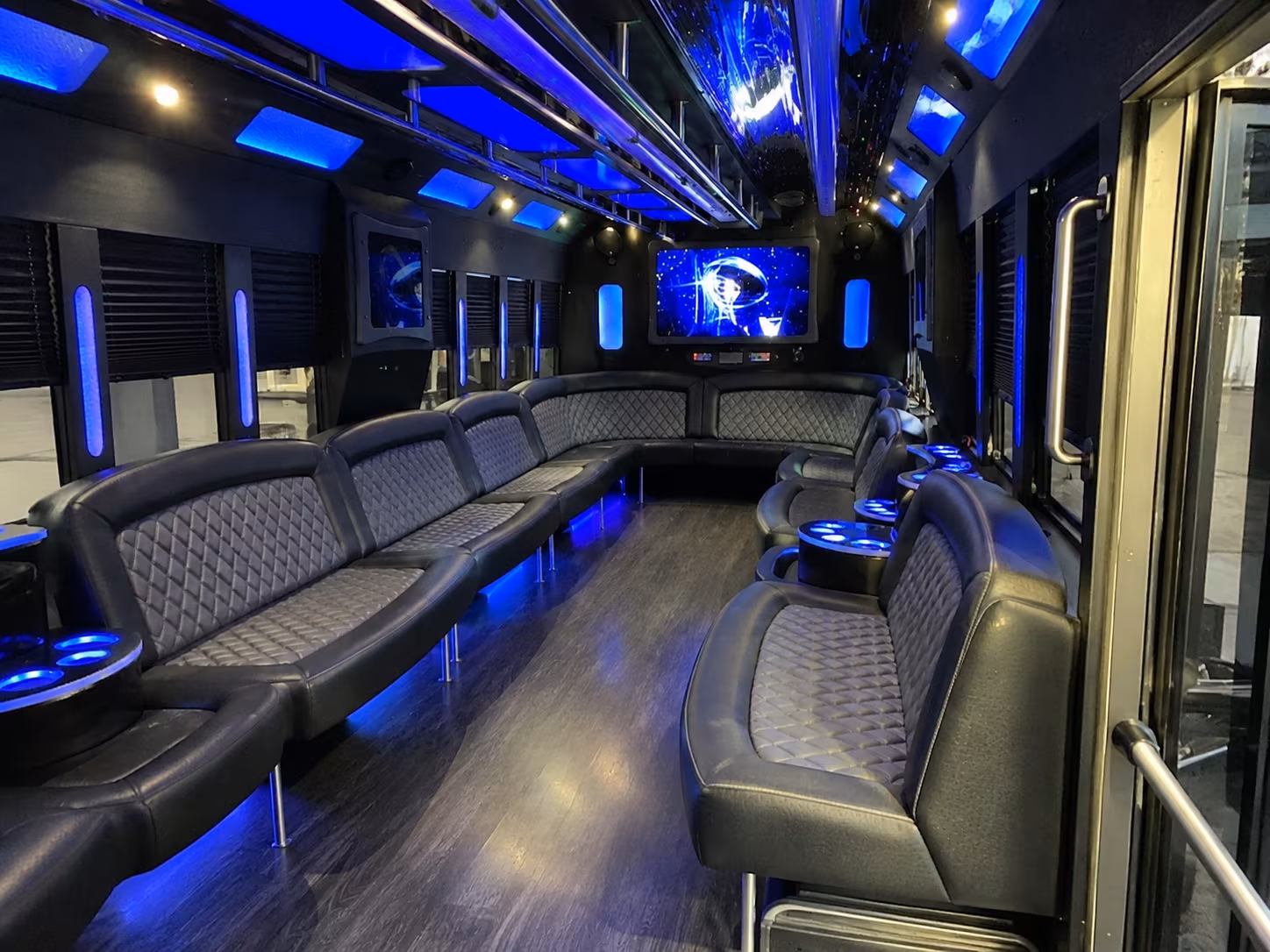 montgomery 28 passenger party bus interior