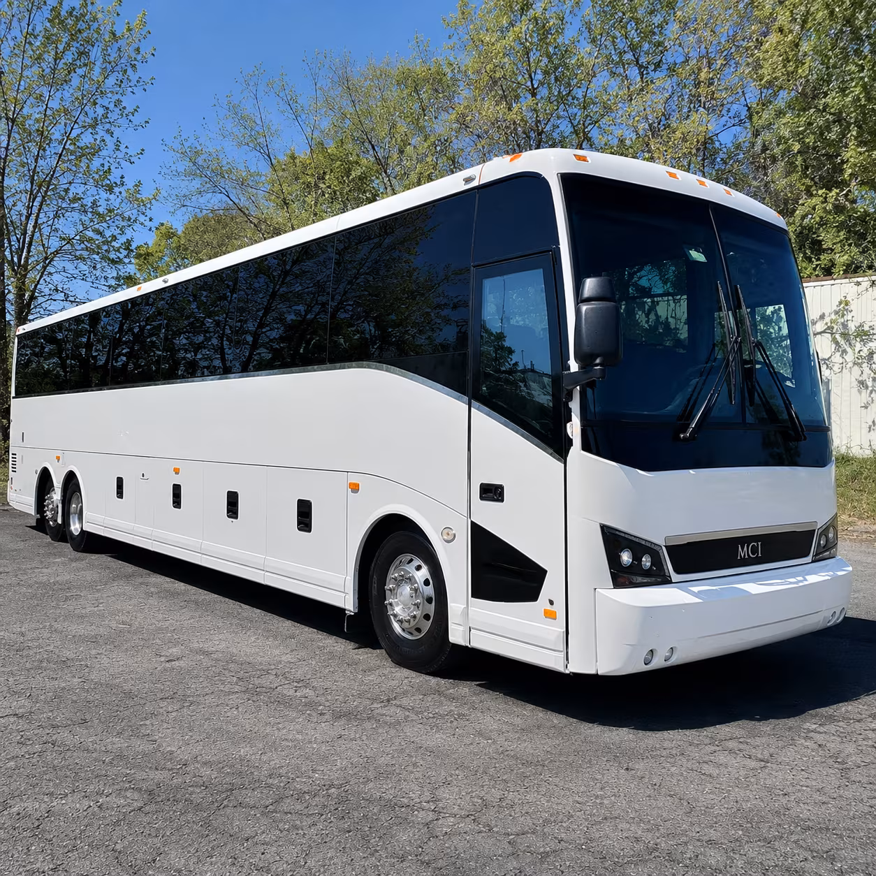 party buses for pre show nights out and bar crawls before montgomery concerts
