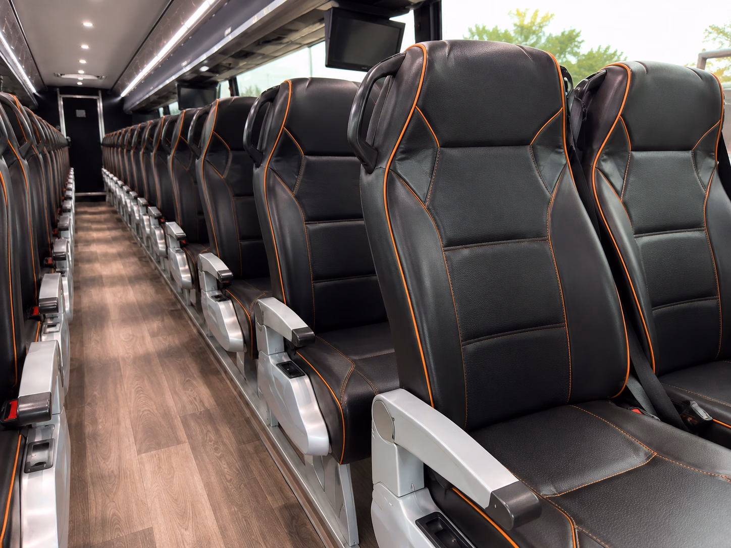 shuttle buses between montgomery hotels and your wedding venue
